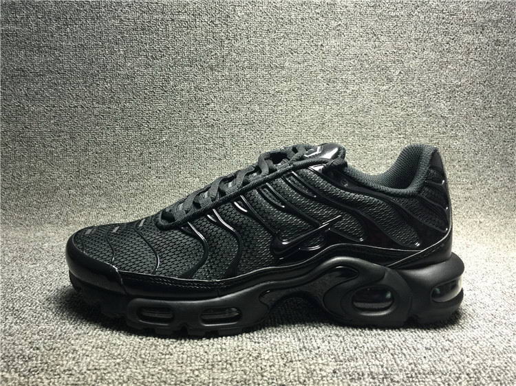 basket nike requin homme basket nike requin homme